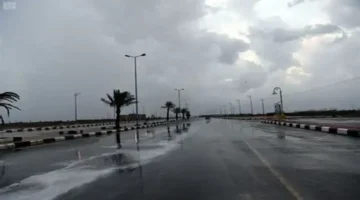 الوطني للأرصاد يصدر إنذار أحمر: 3 ظواهر جوية تهدد جازان حتى المساء